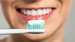 8 sai lầm khi đánh răng bạn cần tránh